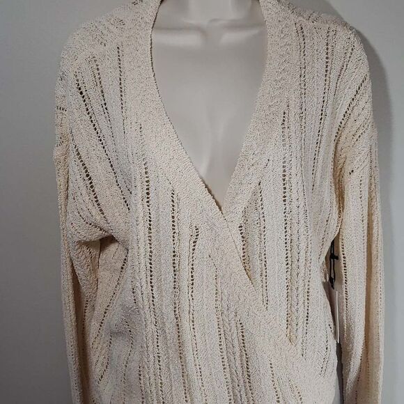 ASTR The Label Womens Wrap Front Pointelle Sweater Pullover Cream Size XL NWT - Picture 12 of 12